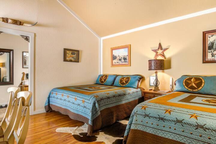#3 Wrangler~Bandera Tin Star~Bandera, Tx. Apartment Екстериор снимка